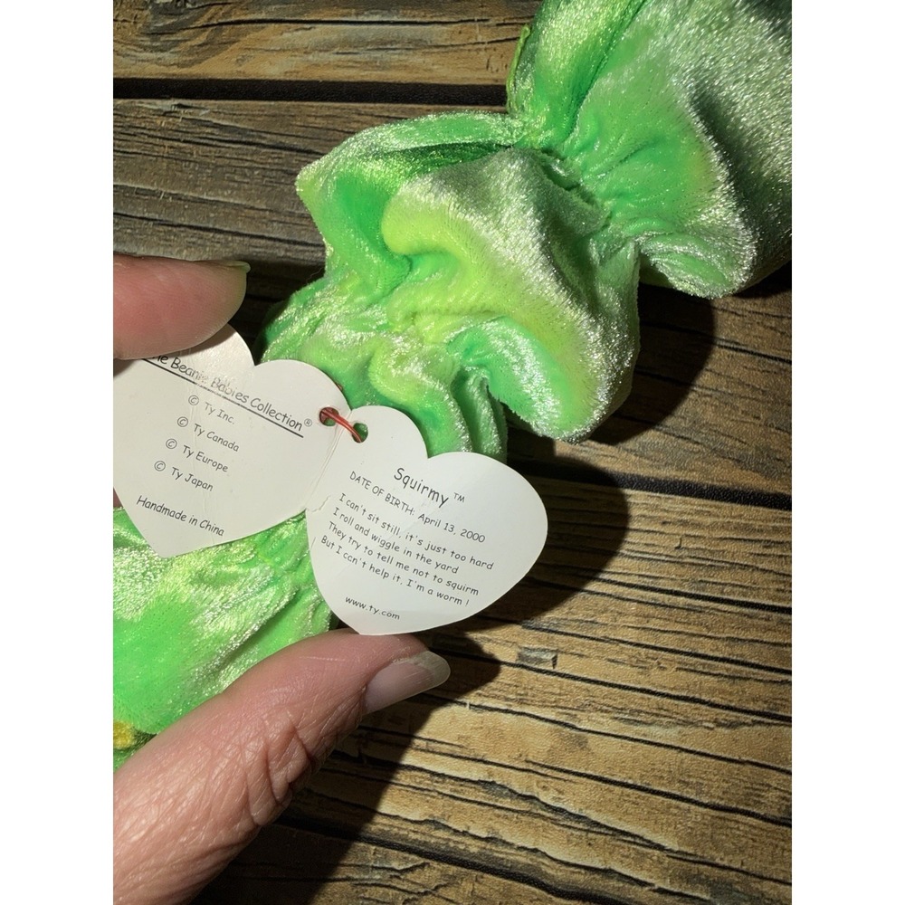 TY 2000 SQUIRMY the WORM BEANIE BABY - MINT with MINT TAGS - Picture 7 of 9
